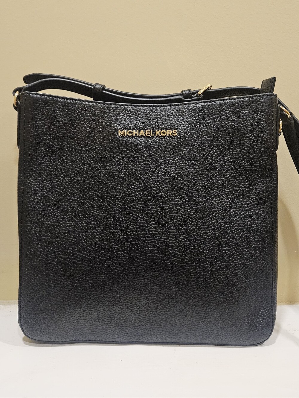 Michael Kors Black Pebbled Leather Large Jet Set Crossbody - Picture 3 of 9